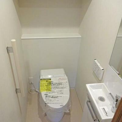 
						トイレ1